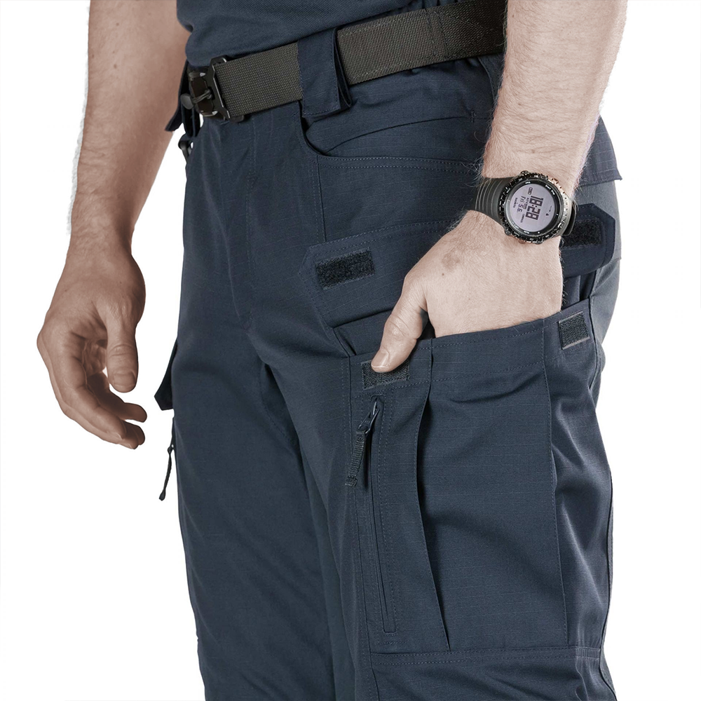 Large tactical cargo pocket detail